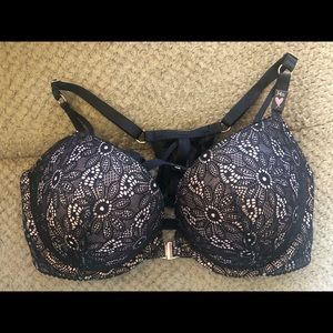 Victoria's Secret Very Sexy Push Up